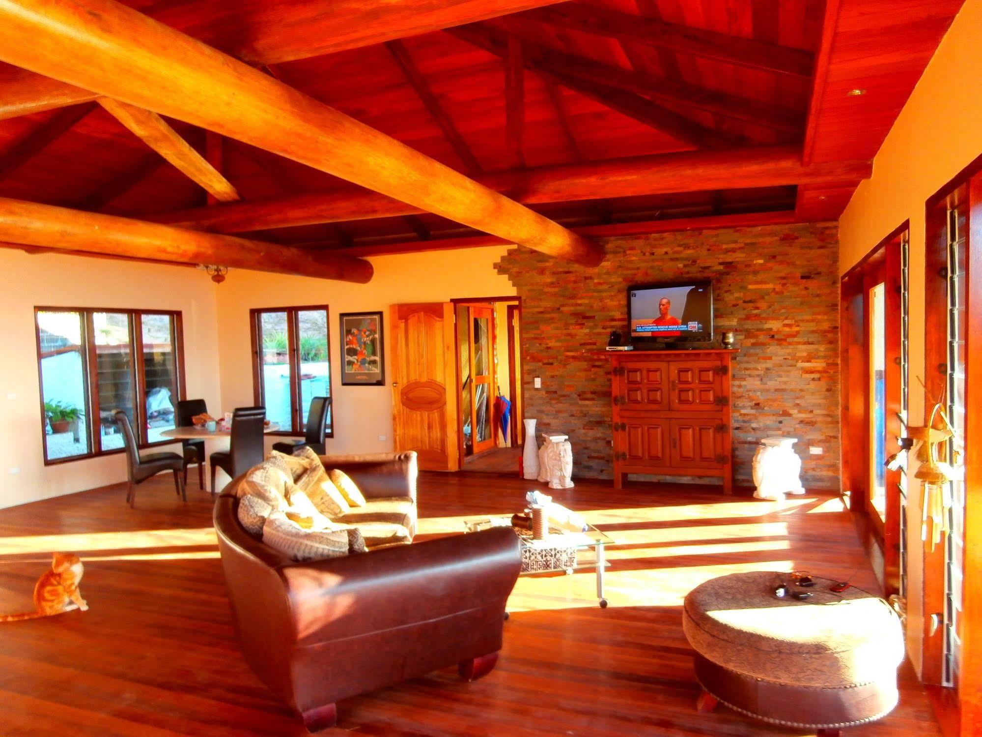 Korovesi Sunshine Villas Savusavu Eksteriør bilde