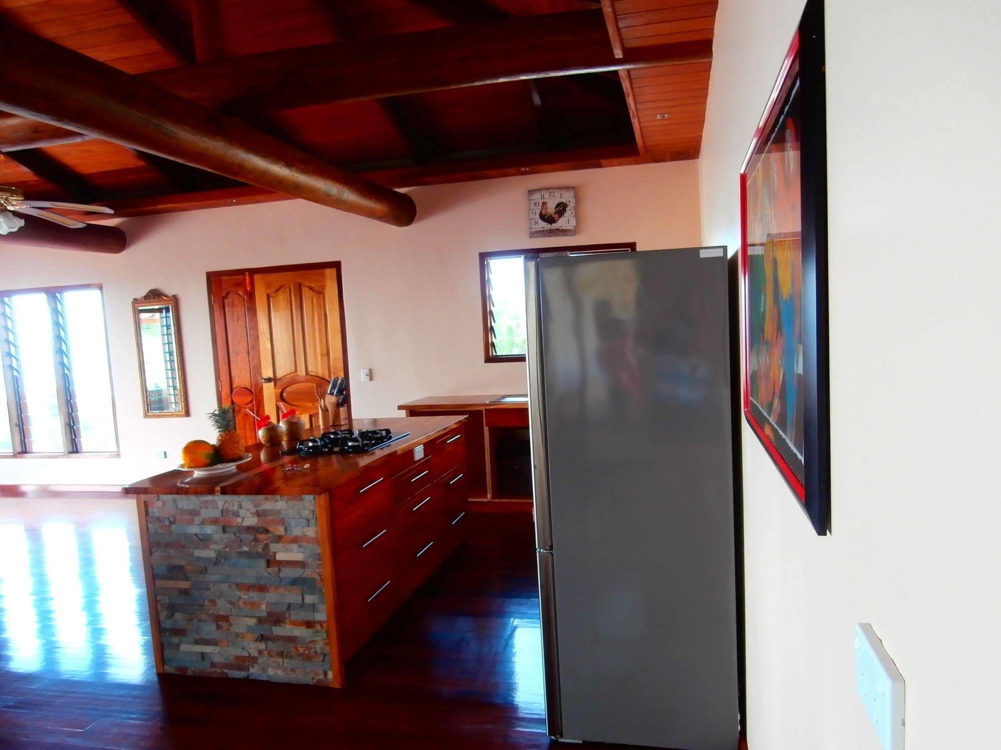 Korovesi Sunshine Villas Savusavu Eksteriør bilde