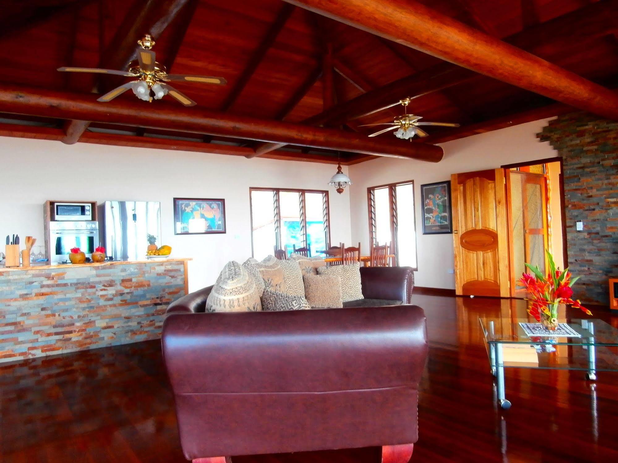 Korovesi Sunshine Villas Savusavu Eksteriør bilde